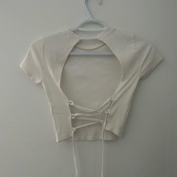 Garage XS Open Back White Crop Top - Picture 3 of 4